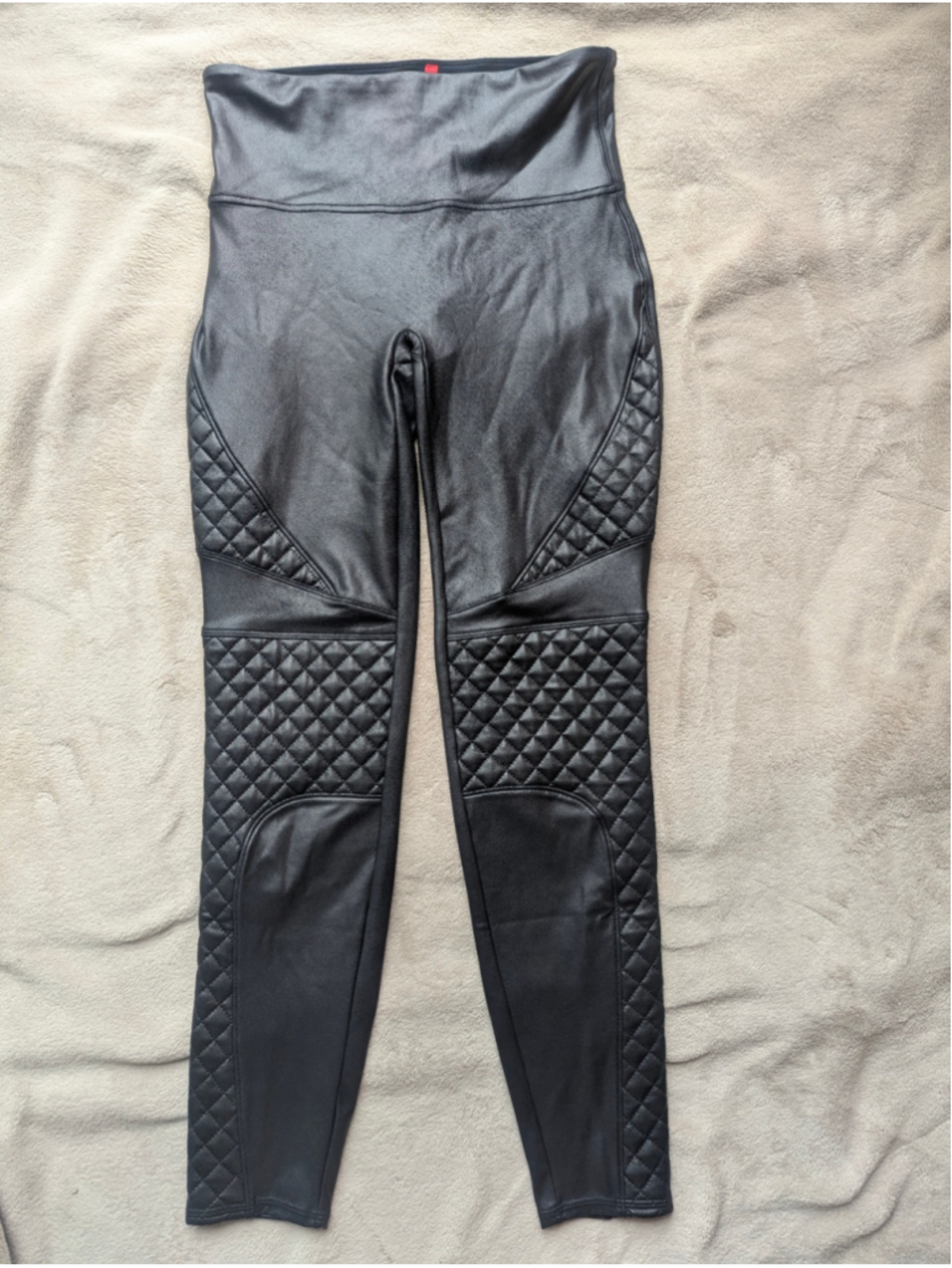 Spanx Black Faux Leather Quilted Moto Leggings Size Medium - Picture 11 of 13